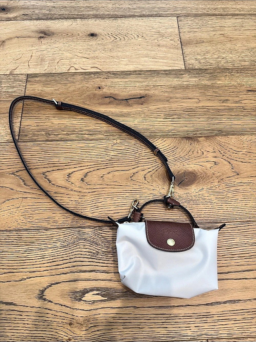 Longchamp Le Pliage Original Pouch with Handle Crossbody Bag in pebble - Picture 2 of 4